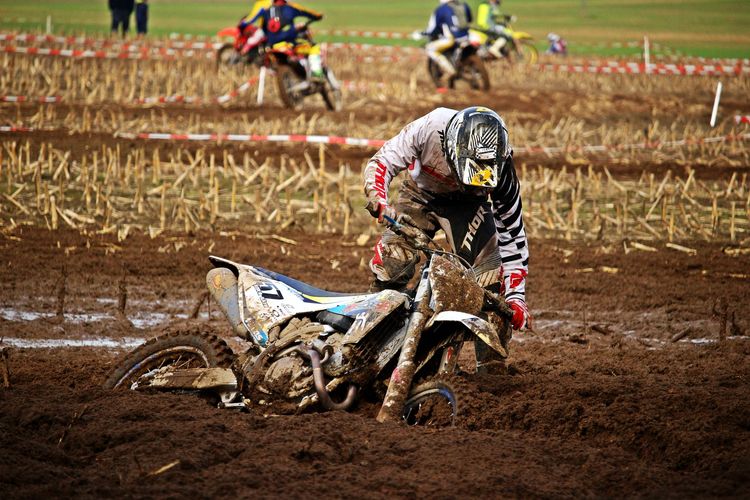 leadership - a motocross metaphor